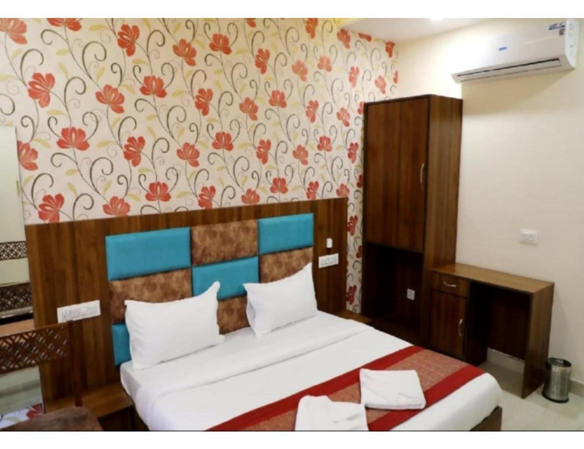Hotel Royal Villa 2, Amritsar Ngoại thất bức ảnh