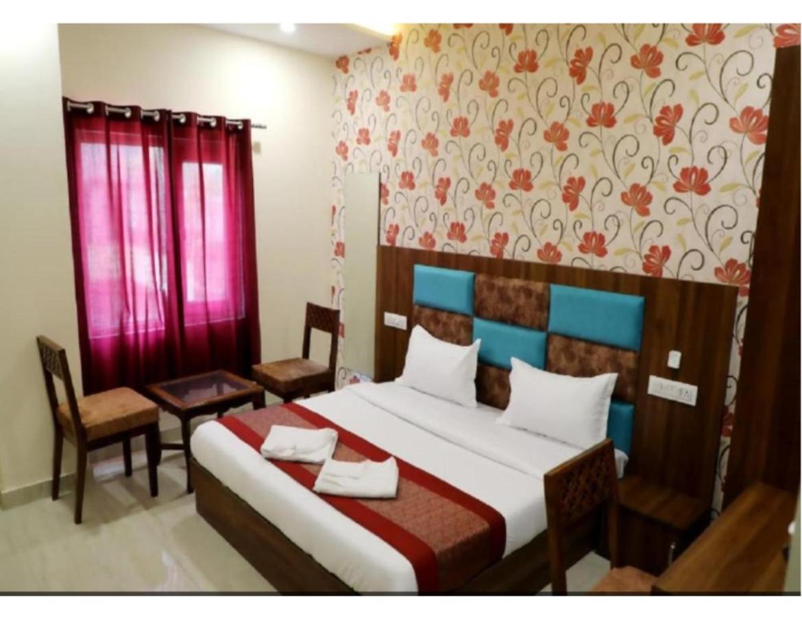 Hotel Royal Villa 2, Amritsar Ngoại thất bức ảnh